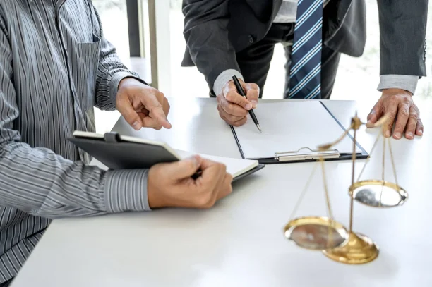 campos-law-business-growth-strong-legal-compliance-foundation-01